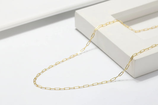 Gold chain necklace