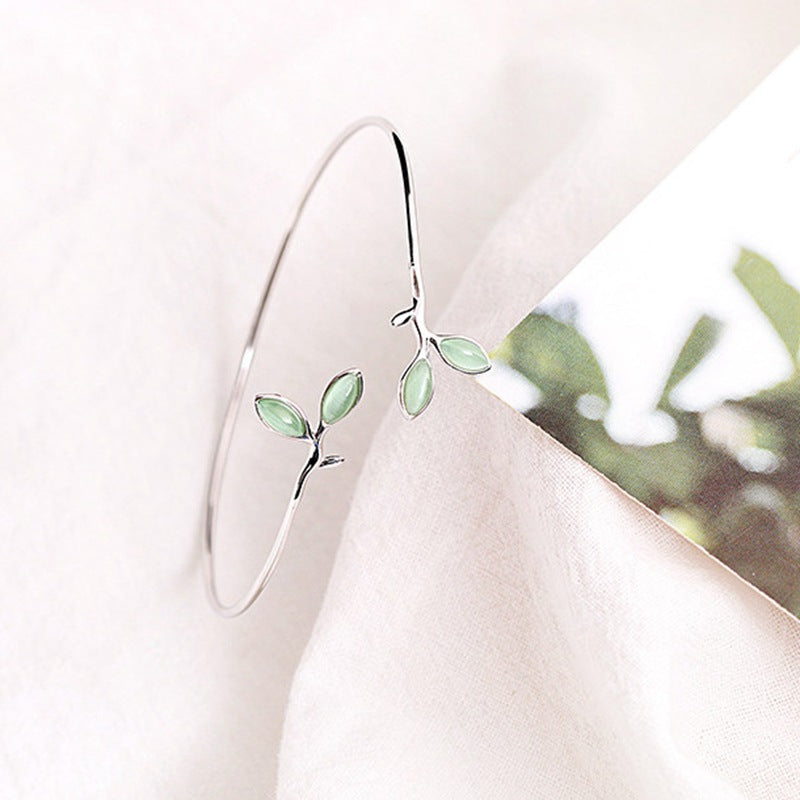 Delicate opal leaf bracelet in 925 silver by Everyday Auraa, showcasing elegant design perfect for everyday wear.