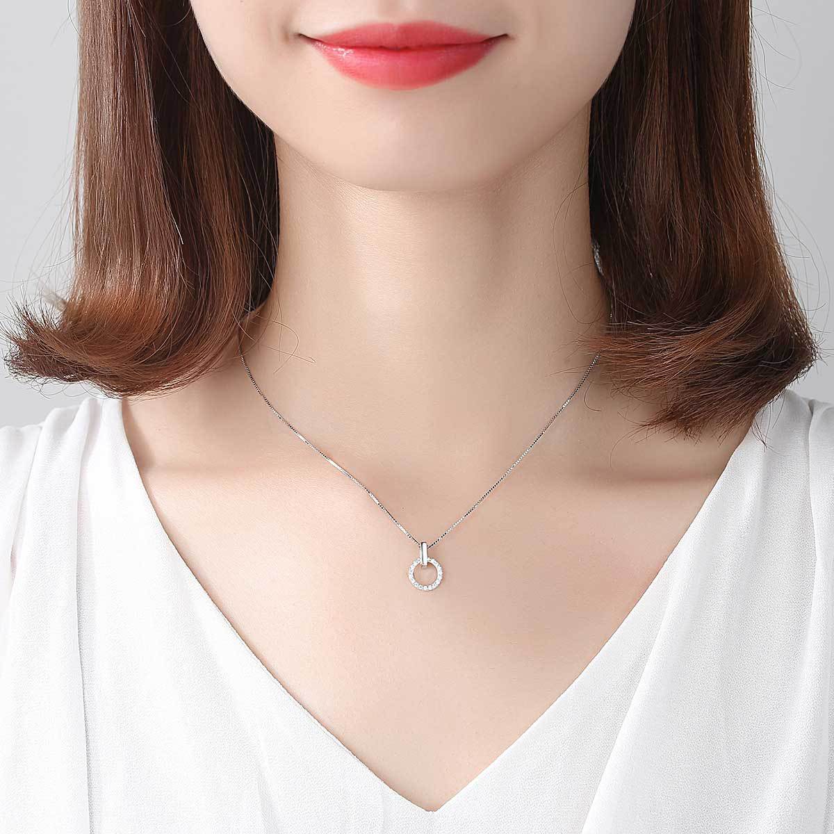 Korean minimal 925 silver necklace by Everyday Auraa featuring sleek, elegant design for everyday wear.