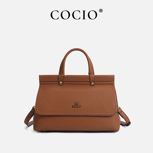 Stylish women’s leather backpack and crossbody handbag by Everyday Auraa, featuring a sleek design for daily use.